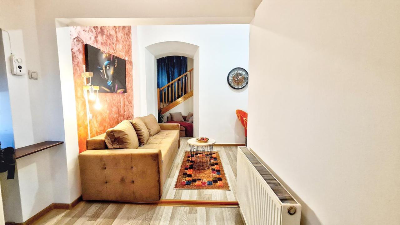 Royal Mansion In Unirii Square Apartman Kolozsvár Kültér fotó