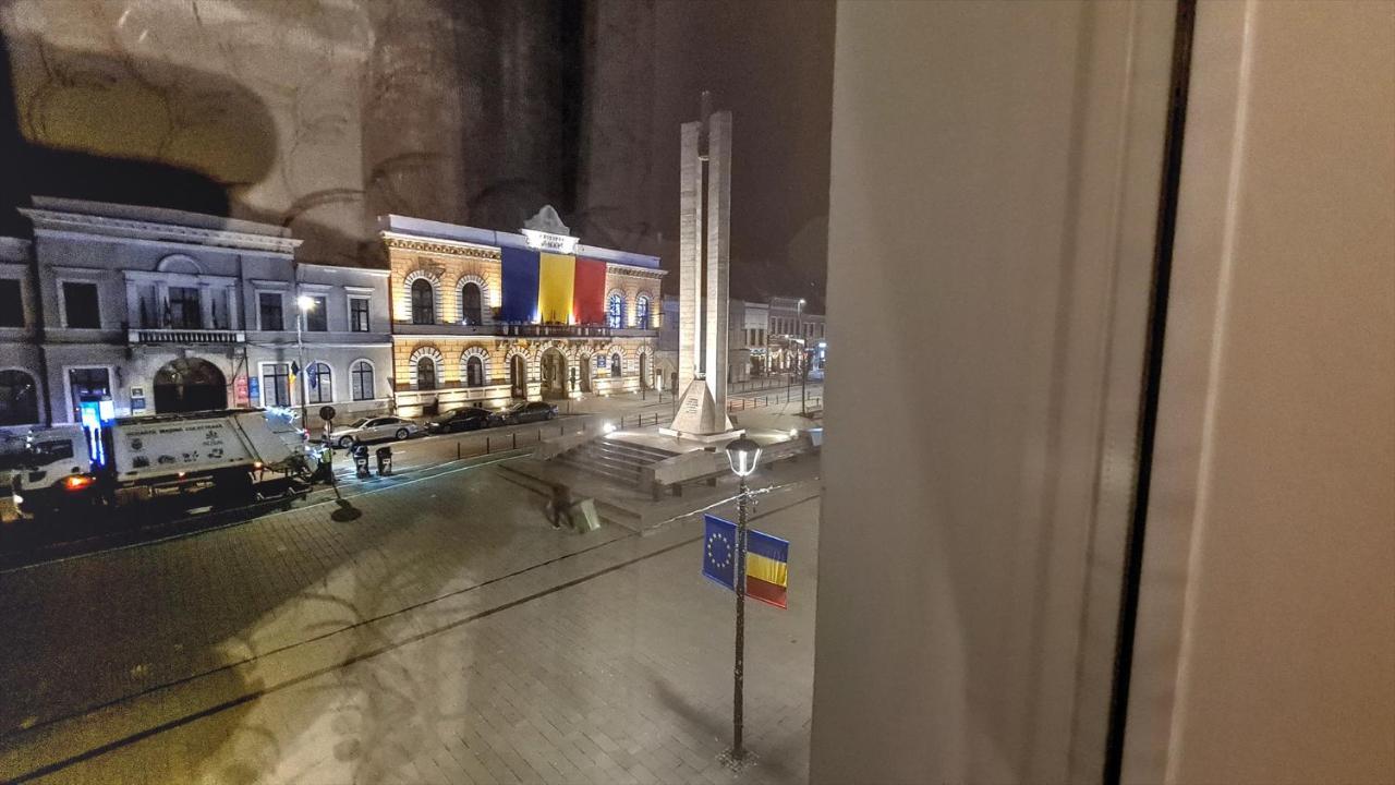 Royal Mansion In Unirii Square Apartman Kolozsvár Kültér fotó