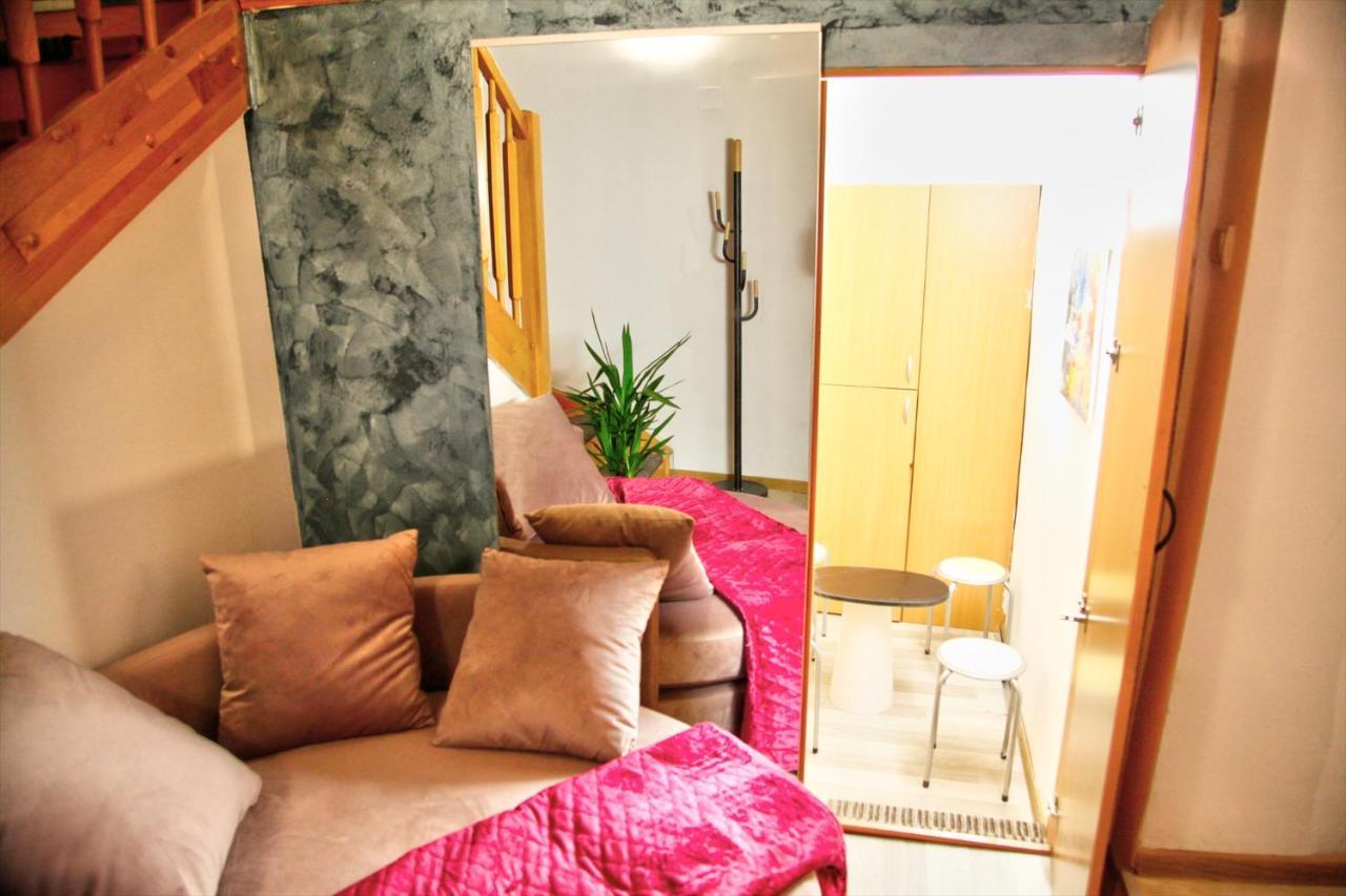 Royal Mansion In Unirii Square Apartman Kolozsvár Kültér fotó